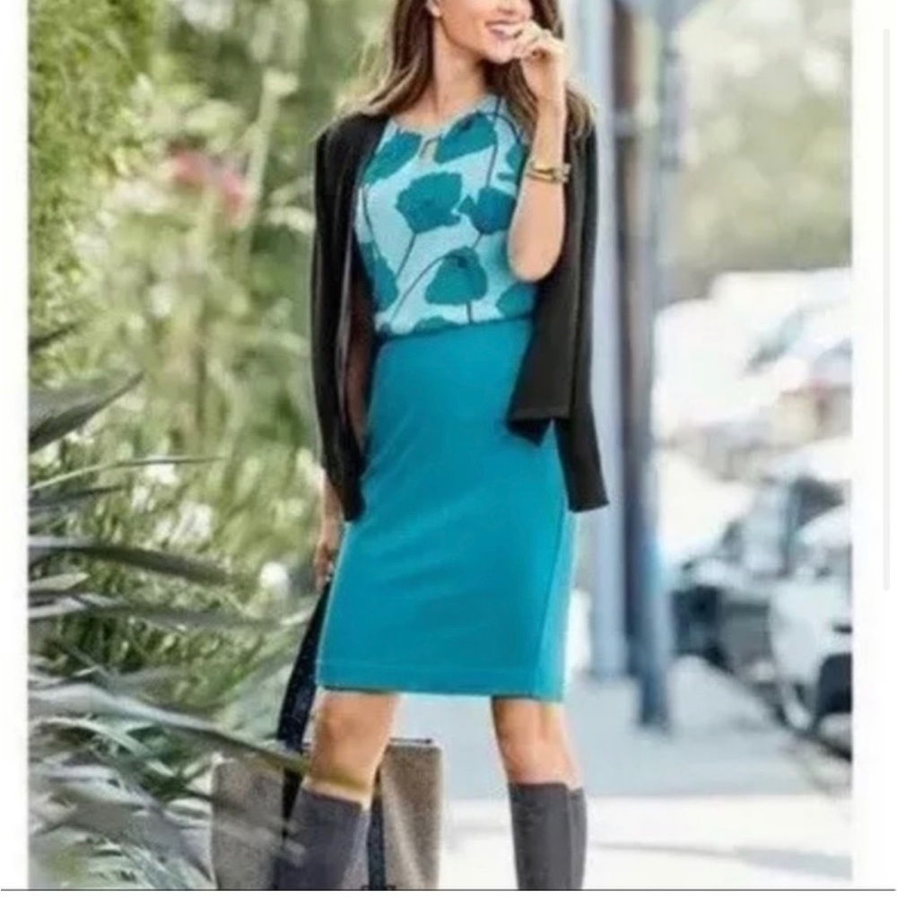 CAbi Turquoise Skirt Size 0 (fits like a Women’s 4)
